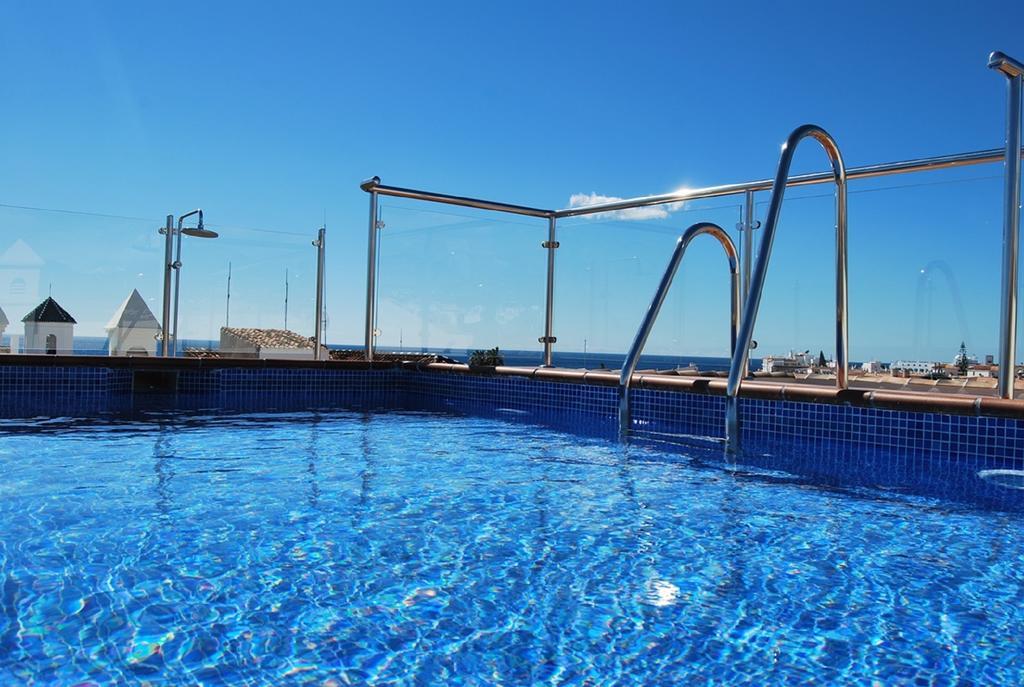 Apartamentos Plaza Nerja Luaran gambar