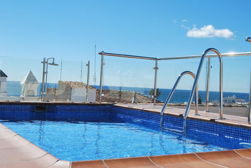 Apartamentos Plaza Nerja Luaran gambar